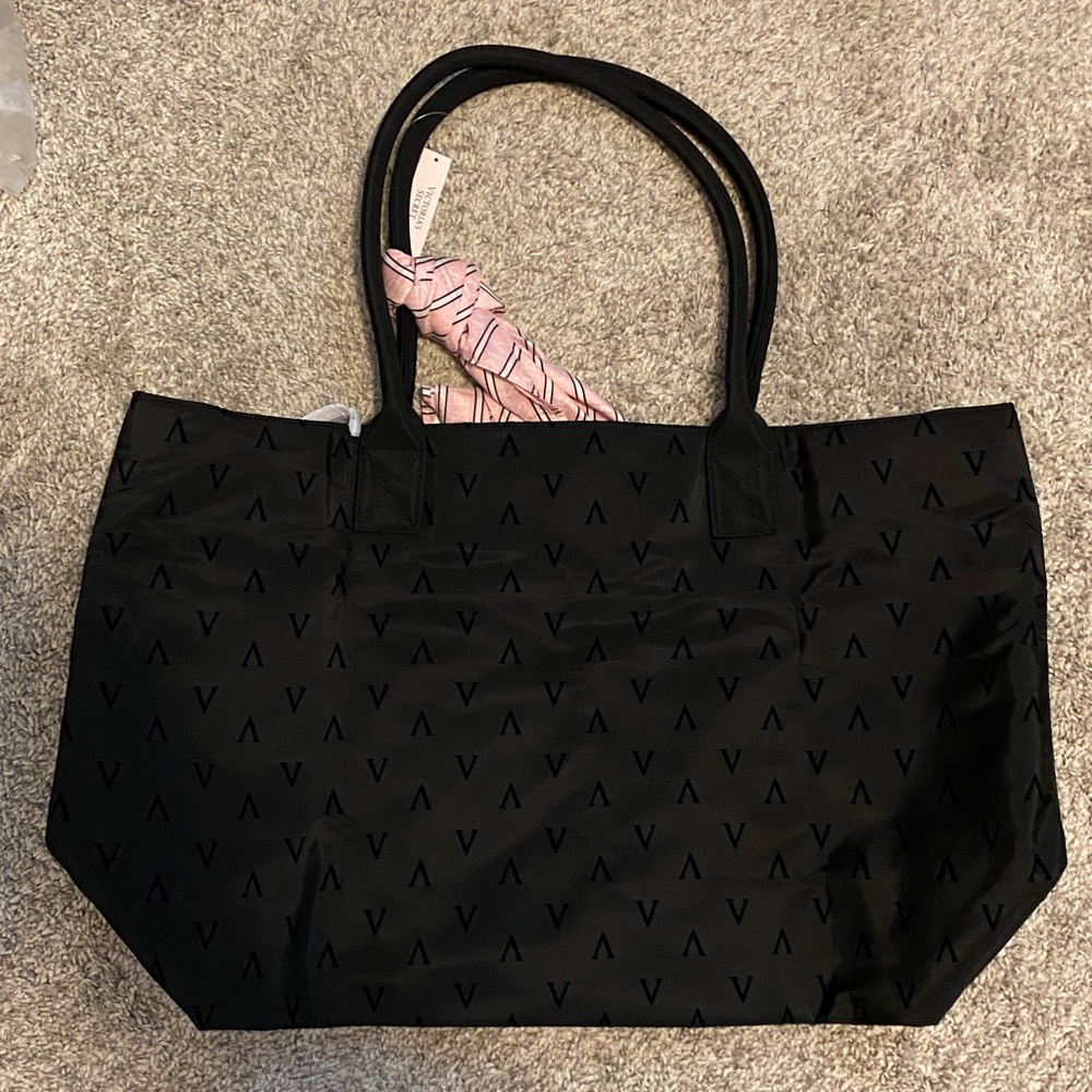 NWT Victoria's Secret Black Tote with Pink Scarf - Picture 4 of 5